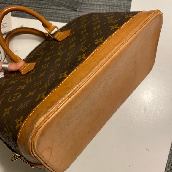 Louis Vuitton Alma bag Pm - Picture 11 of 16
